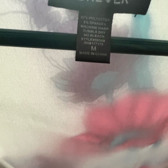 Woman Dress - Picture 4 of 5